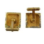 Close up back view of pre-owned Christian Dior Vintage Men’s Tie Clip in gold.
